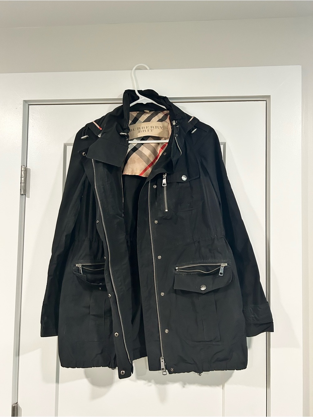 Black woman’s Hooded Parka Jacket with Burberry Signature Lining